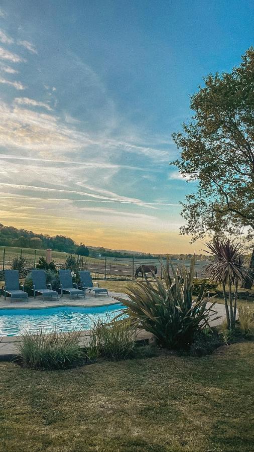 Domaine Des Pierres Trouvees Saint-Vincent (Pyrenees-Atlantiques) Exterior foto